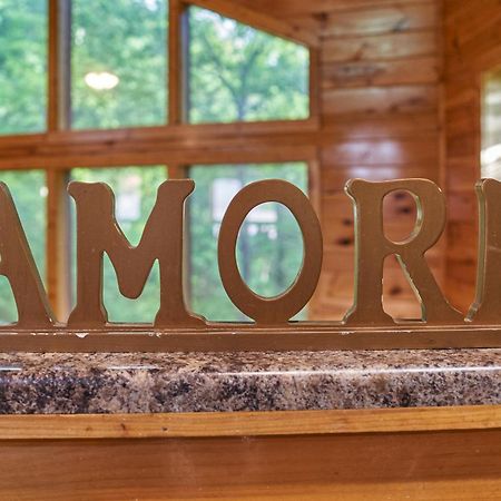 Chalet Damour Gatlinburg Exterior photo